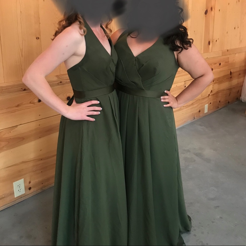 Last Call Before Donation: Olive green dress - Picture 4 of 5